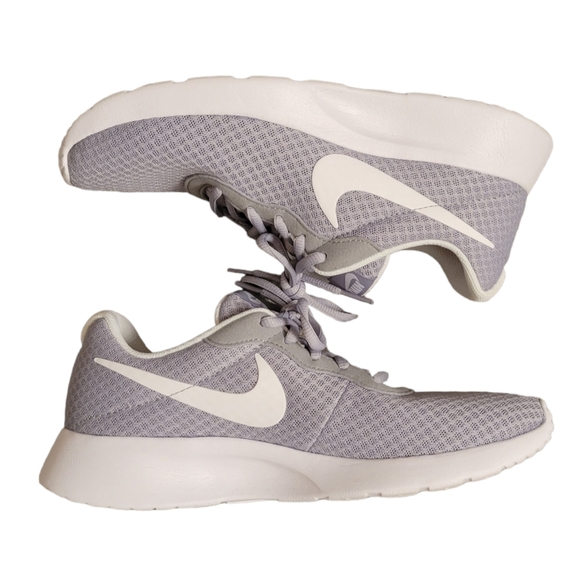 Nike Shoes - Nike Tanjun Worn Once Wolf Gray Women's Running Sneaker Low Top Shoes Size 8.5